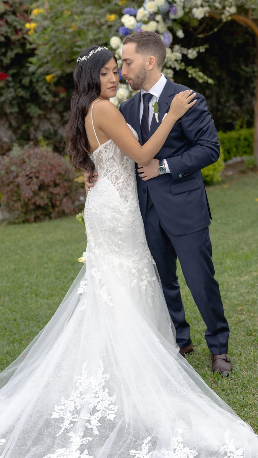 IT ONLY HAPPENS ONCE IN A LIFETIME… ❤️💍

Laura & Tanner llegaron desde Canadá 🇨🇦 para celebrar uno de los días más importantes de sus vidas, uniendo dos culturas, dos historias y una misma ilusión.

Durante meses planificamos su boda a la distancia, compartiendo ideas, sueños y emociones. Y cuando finalmente nos conocimos en persona, días antes de la boda, sentimos una conexión tan natural como si nos hubiéramos conocido de toda la vida.

Ese es el verdadero valor de contar con un equipo profesional a tu lado: saber que cada detalle está siendo gestionado con experiencia, dedicación y compromiso, permitiéndote disfrutar del proceso sin estrés y con la tranquilidad de que todo está bajo control.

 *** *** *** 

Laura & Tanner traveled all the way from Canada 🇨🇦 to celebrate one of the most meaningful days of their lives, bringing together two cultures, two stories, and one beautiful love story.

For months, we planned their wedding from afar, sharing ideas, dreams, and excitement along the way. When we finally met in person just days before the wedding, it felt as though we had known each other forever.

That is the true value of having an experienced wedding planning team by your side: knowing that every detail is being carefully managed, every decision thoughtfully guided, and every stage of the process handled with professionalism and care.

#weddingplanner #bodasperu #weddingdestination